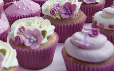 Girls 1st Birthday Cakes /cupcakes