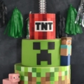 minecraft-cake-three-tier