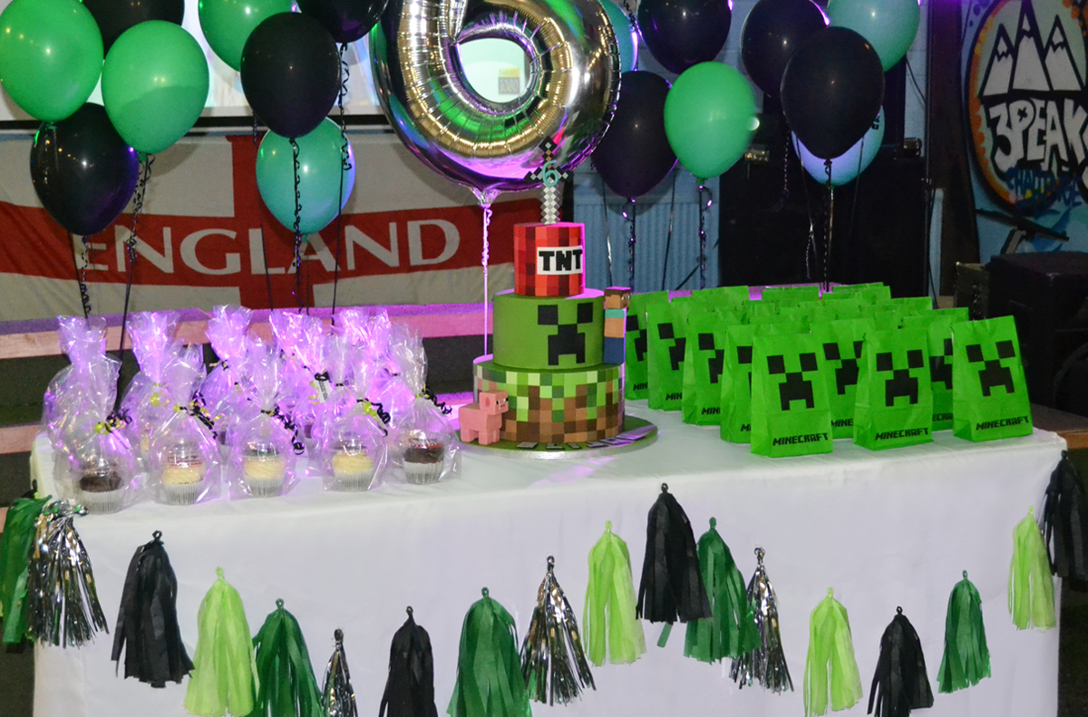 candy buffet sweet table minecraft