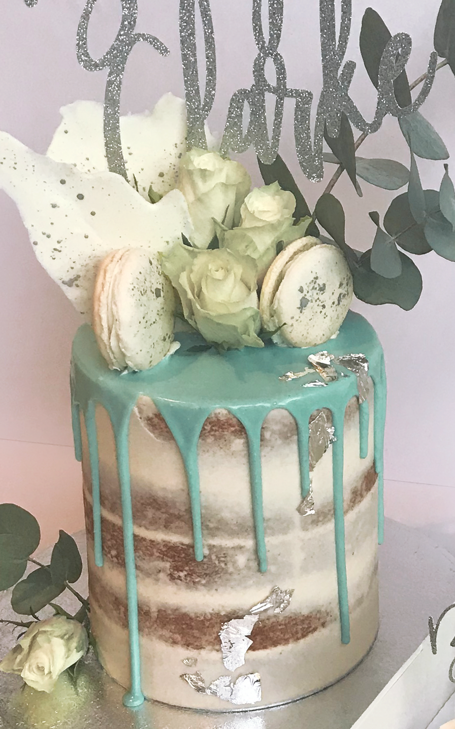 Baby shower cake, modern drip cakes & cupcakes | Antonia's Cakes
